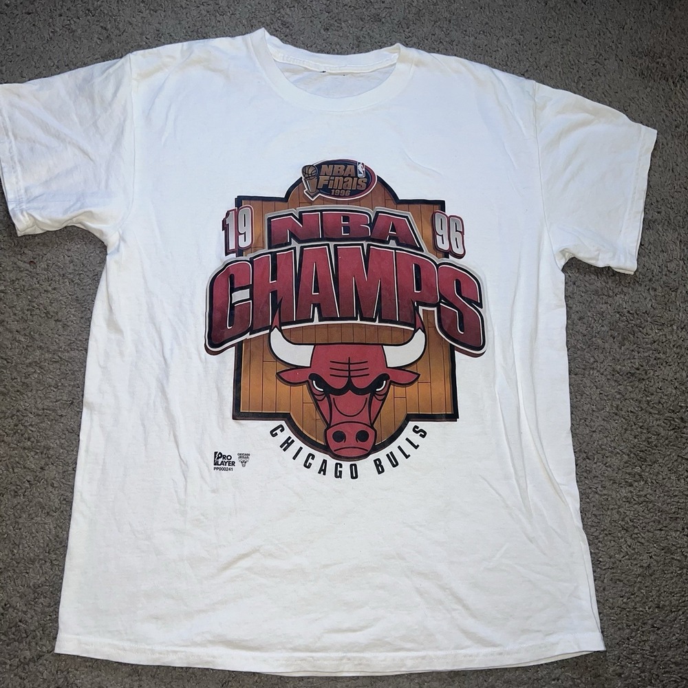 Vintage 90's 1996 Chicago Bulls NBA Finals Champs T-Shirt Size M White